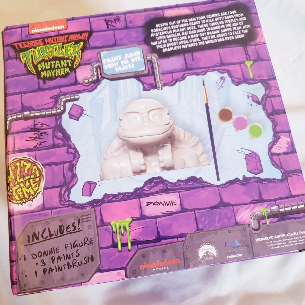 Teenage Mutant Ninja Turtles Donatello Paint Your Own Statue Kit - Picture 2 of 2